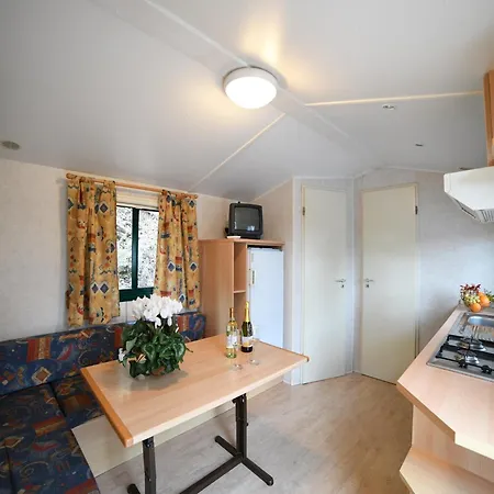 Mobile In Ferienresidenz Mit Pool, Cleaning Included Holiday home *