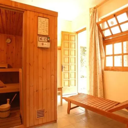 Holiday home Mobile In Ferienresidenz Mit Pool, Cleaning Included